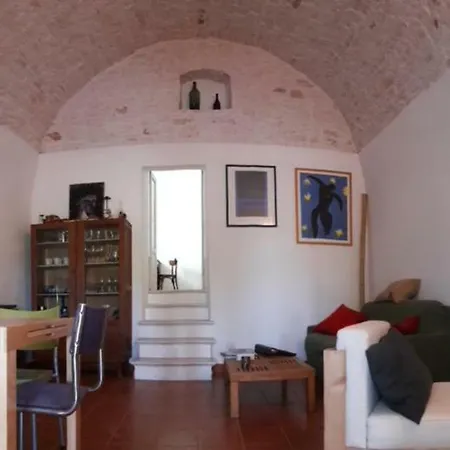 Fra Il Glicine E Il Sambuco Holiday home *
