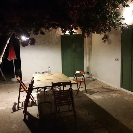 Holiday home Fra Il Glicine E Il Sambuco